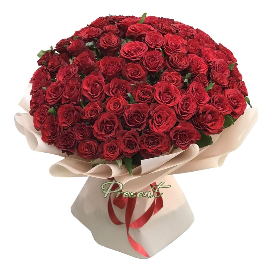 Bouquet of red roses (60 cm.)